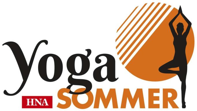 Jeden Dienstag hieß es gemeinsam Yoga praktizieren auf dem Sportplatz in Metze