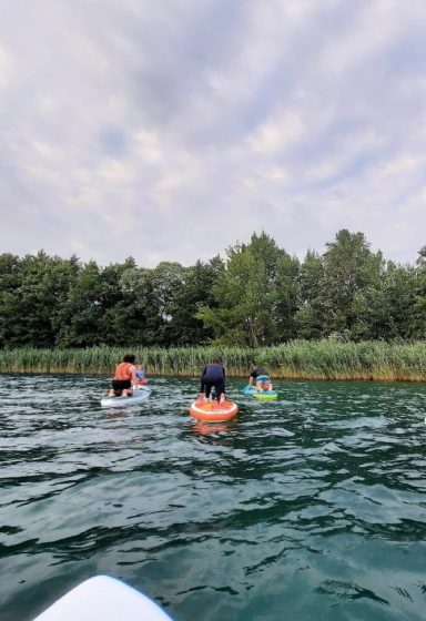 Yoga auf dem SUP